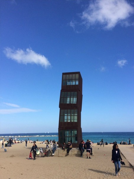 Барселона, Барселонетта, Бадалона и Ситжес с ребенком в мае