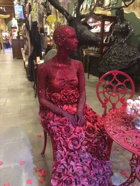 Барселона, Барселонетта, Бадалона и Ситжес с ребенком в мае