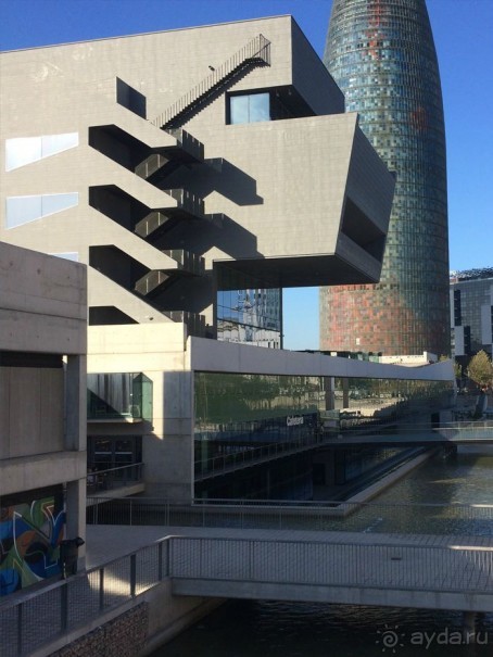 Барселона, Барселонетта, Бадалона и Ситжес с ребенком в мае