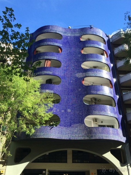 Барселона, Барселонетта, Бадалона и Ситжес с ребенком в мае