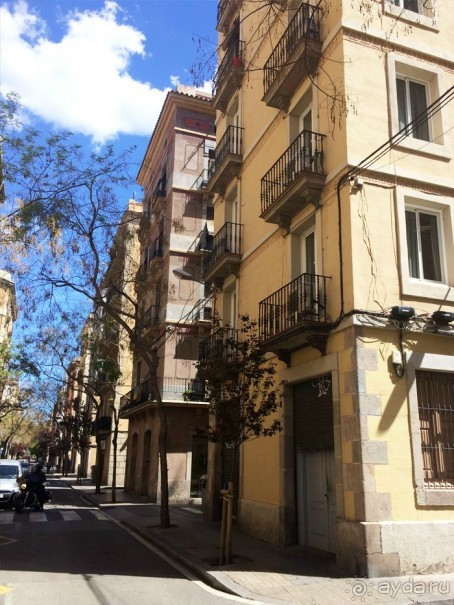 Барселона, Барселонетта, Бадалона и Ситжес с ребенком в мае