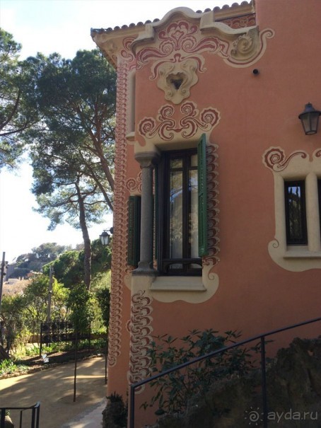 Барселона, Барселонетта, Бадалона и Ситжес с ребенком в мае