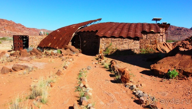 Намибия. Африка. Наскальные рисунки. 