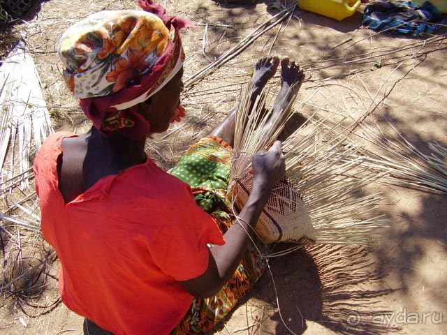 Замбия. Африка. Деревушка Лузито. 