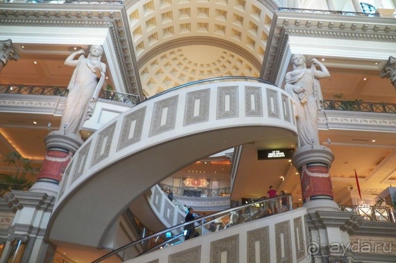 Лас-Вегас – царство бутафории