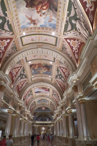 Лас-Вегас – царство бутафории