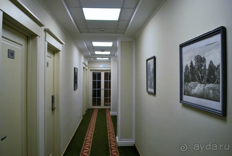 Остановился в самом центре Москвы - Hotel Starosadskiy