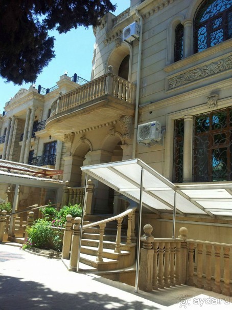 Отличный отель в спокойном районе