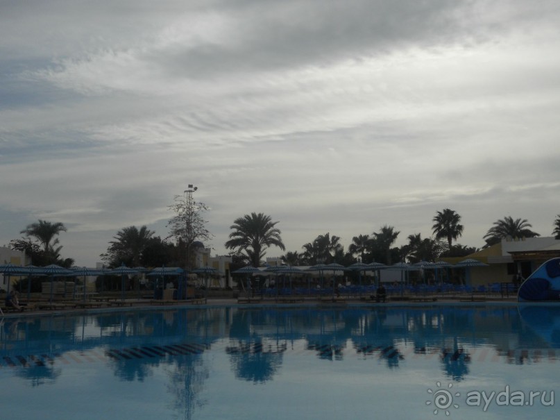 Для первого отдыха за границей неплохой отель