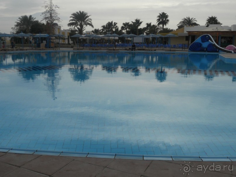 Для первого отдыха за границей неплохой отель