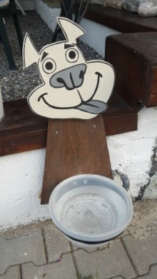 Поилка для животных в Дальяне