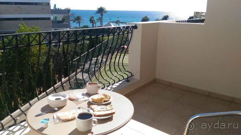 Отдых на Кипре: небольшой уютный отель на окраине города Пафос.