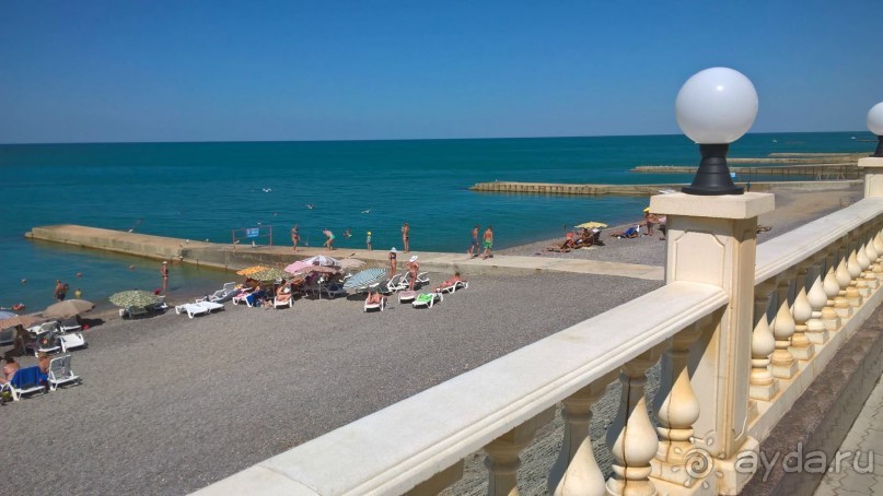 Отель прекрасно подходит для спокойного оздоровительного отдыха с детьми.   