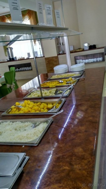 Отель прекрасно подходит для спокойного оздоровительного отдыха с детьми.   