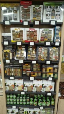 Даже дождливые дни не омрачают отдых в Греции)))