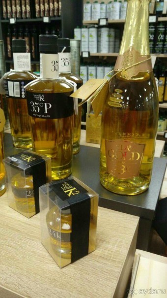 Даже дождливые дни не омрачают отдых в Греции)))