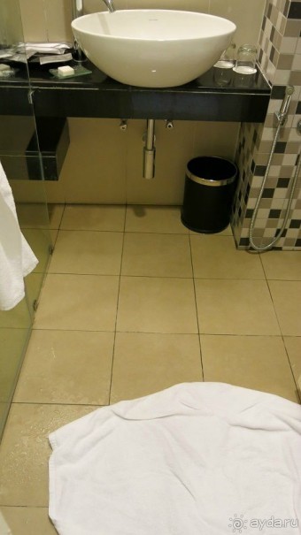 Сносный отель недалеко от центра