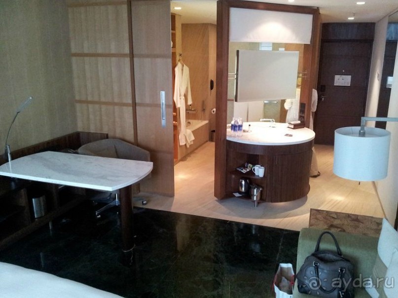 Городской отель с высоким уровнем обслуживания.