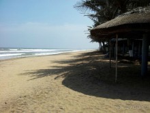 Слегка обшарпанный, но в целом не плохо.