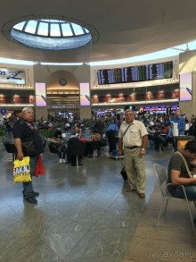 Зал ожидания Бен Гурион.