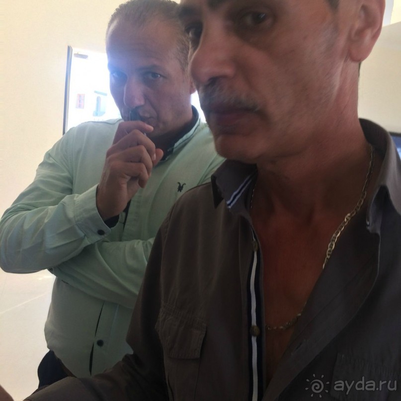 Директор и хозяйн такие нервные