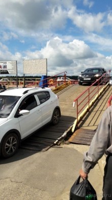 Паромная переправа Углич-Мышкин.