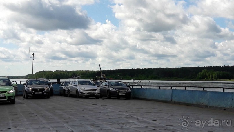 Паромная переправа Углич-Мышкин.