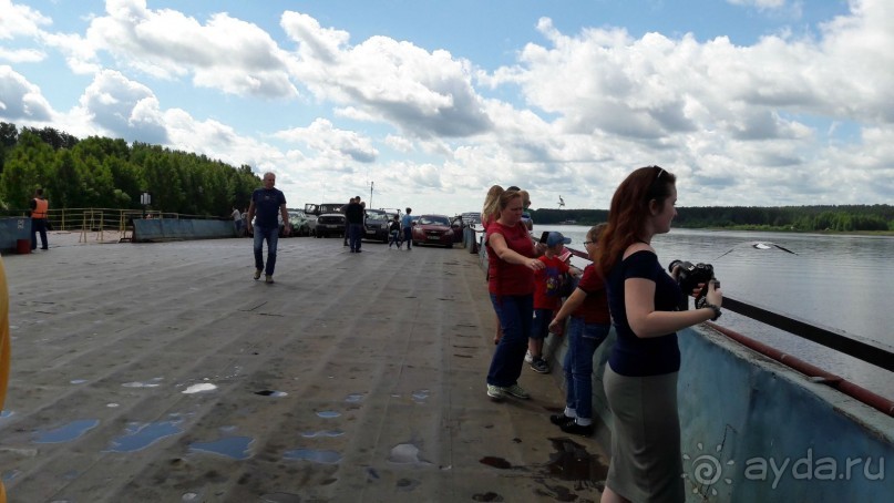 Паромная переправа Углич-Мышкин.