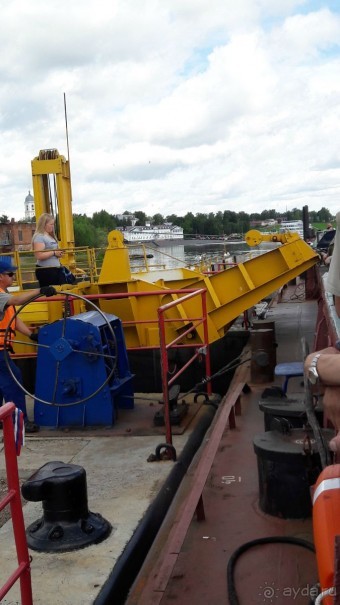 Паромная переправа Углич-Мышкин.