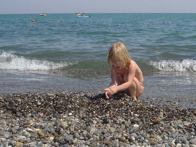 Пляж галечный