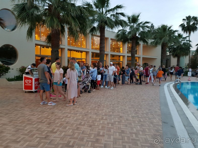 Отель для детей, детей, детей и родителей, умеющих развлекать себя.