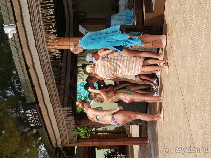 Отель для детей, детей, детей и родителей, умеющих развлекать себя.