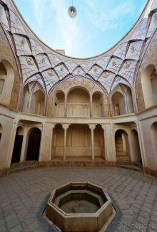 Иран-Кашан  Дом Табатабаи 