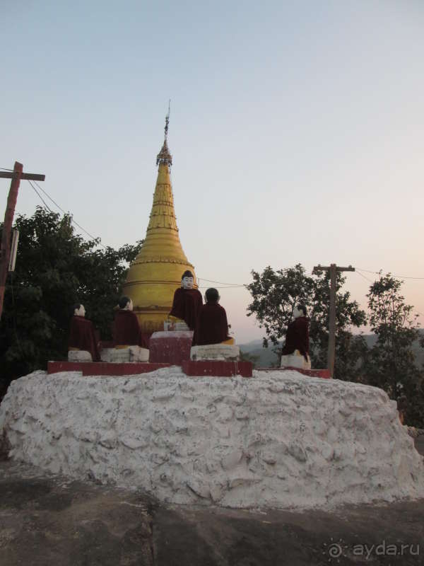 Ступа на закате