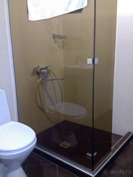 Гостевой дом, возомнивший себя отелем 3*... 