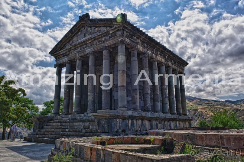 Языческий Храм Гарни