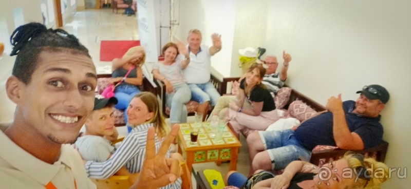 Отдыхали большой компанией 