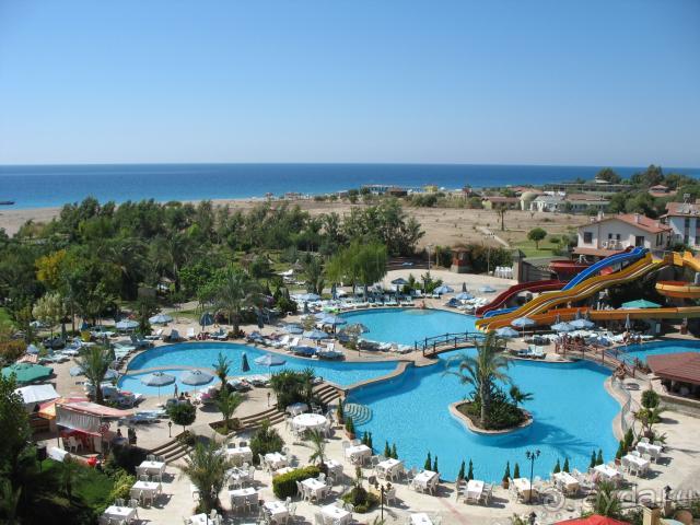 ХОроший аквапарк и море