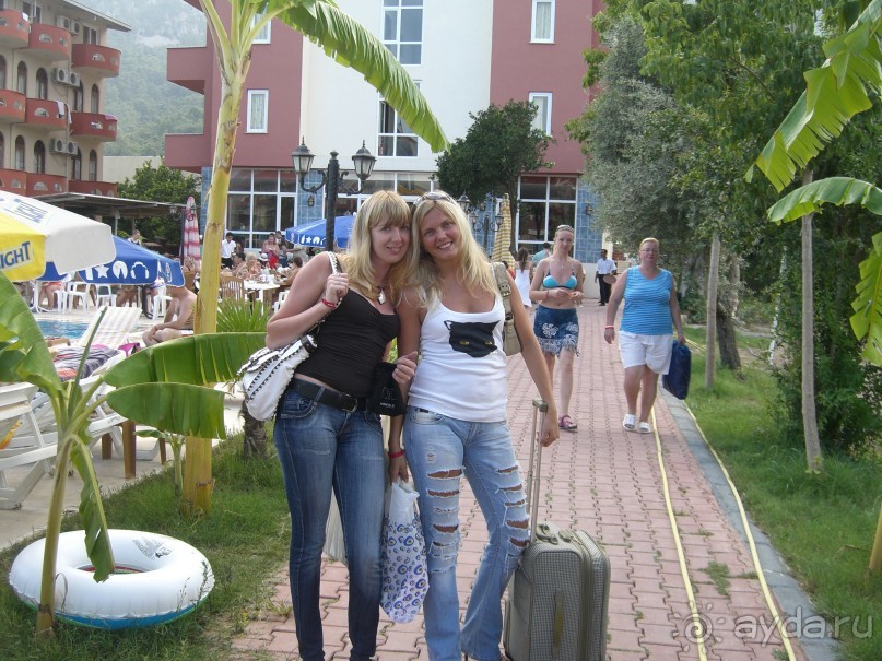 Хорошо,если отдыхать,а не искать к чему придраться