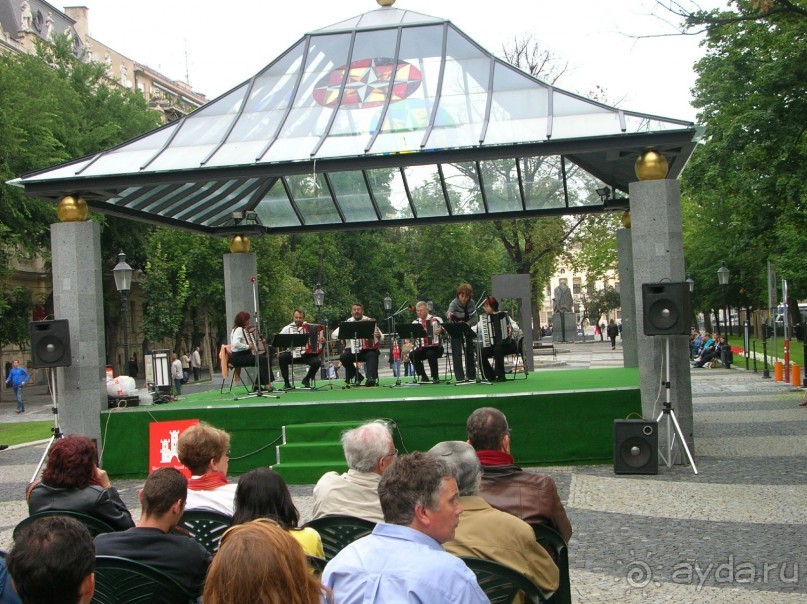 Небольшое путешествие в приятную страну