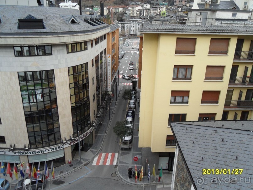 Дельфос в Андорре