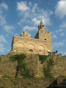 Царевец. восстановленная церковь