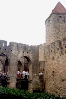 Катарская крепость  Каркасон