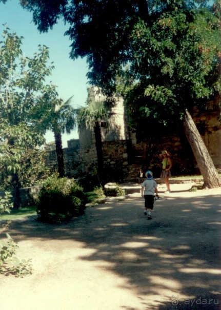 Жирона- древний город и столица одной из провинций   Каталонии. 