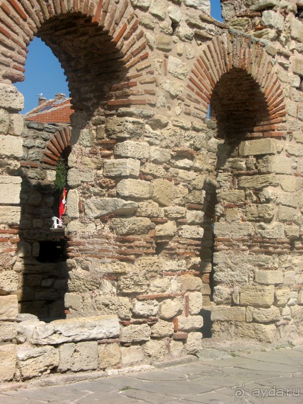 Болгария. Легенды и современность Несебра.