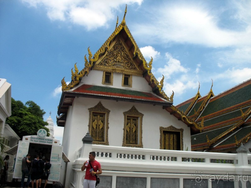 Каменные дзюдоисты из Бангкока.