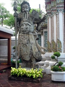 Каменные дзюдоисты из Бангкока.