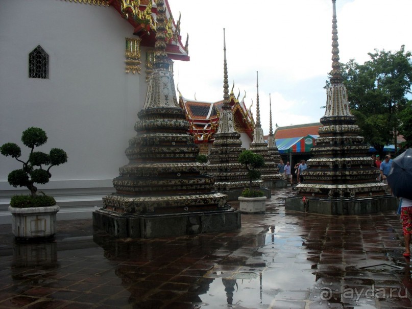 Каменные дзюдоисты из Бангкока.