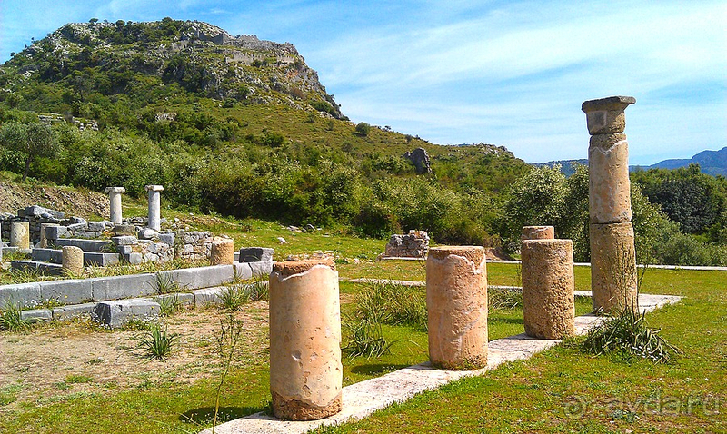 Альбом истории "«Античные» развалины родового царского христианства на юге Турции."