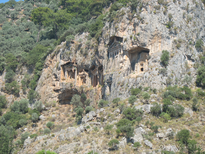 Альбом истории "«Античные» развалины родового царского христианства на юге Турции."